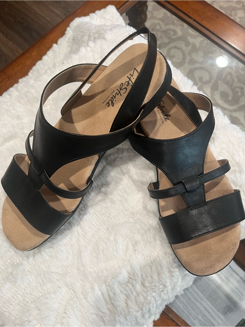 Life Stride NWT black flat sandals casual or dressy comfy cushioned footbed 8.5
